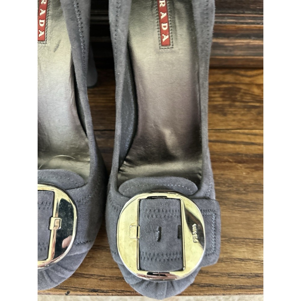 Prada‎ Suede Block Heels Gray Buckle Detail Designer Shoes Size US 7 - Picture 3 of 9